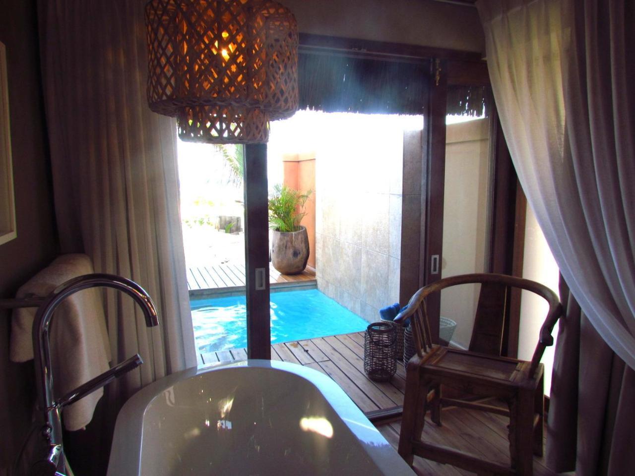 Eclectic Beach Retreat Cabo Nhamua Екстериор снимка