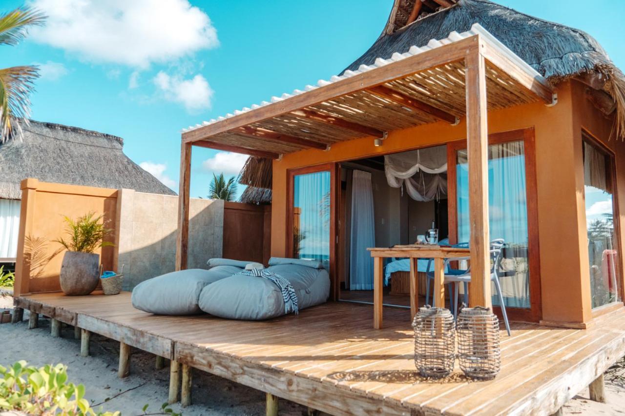 Eclectic Beach Retreat Cabo Nhamua Екстериор снимка