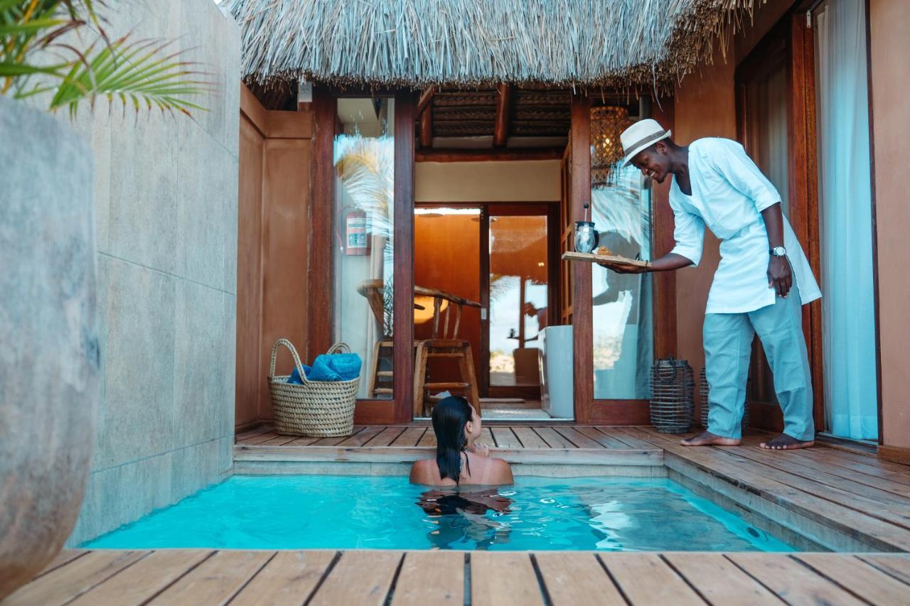 Eclectic Beach Retreat Cabo Nhamua Екстериор снимка