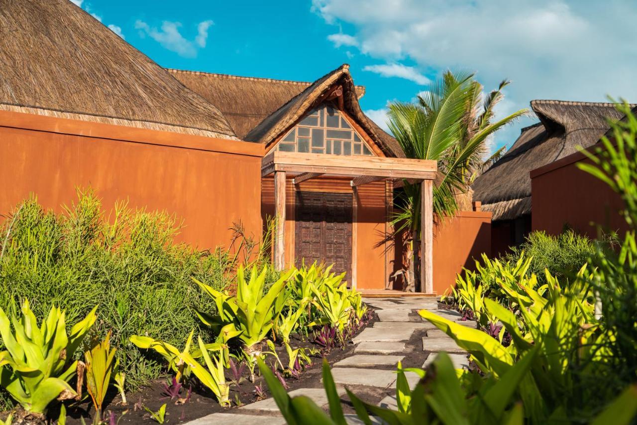 Eclectic Beach Retreat Cabo Nhamua Екстериор снимка