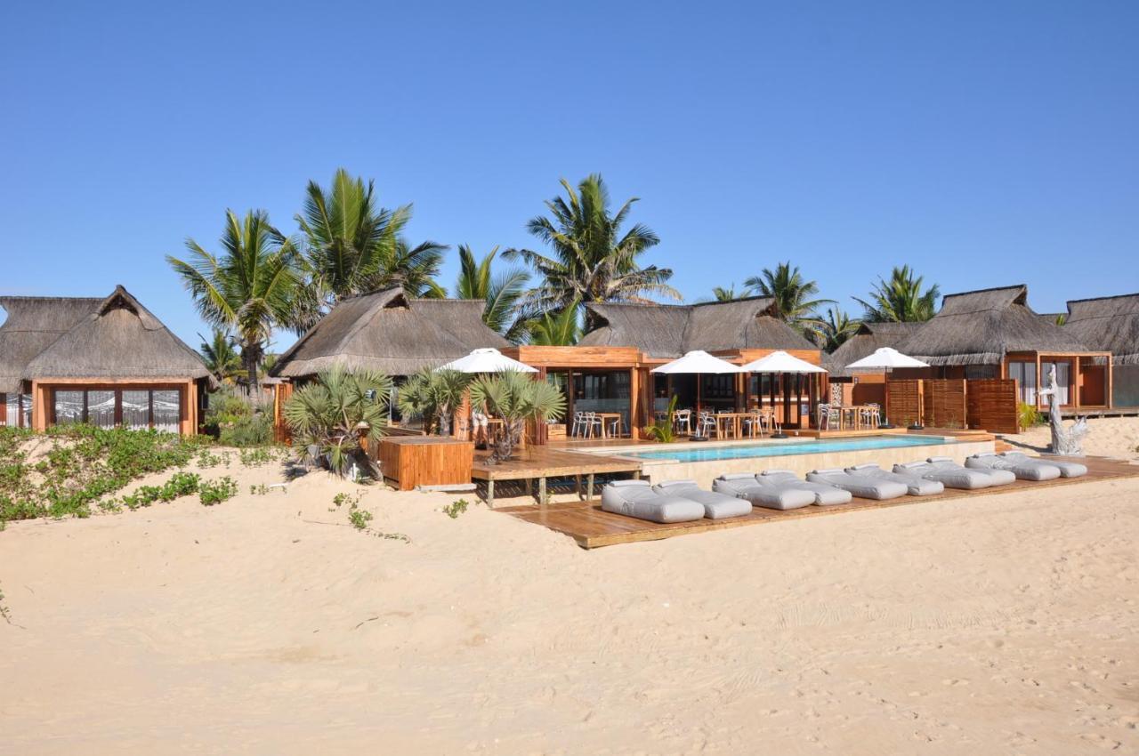 Eclectic Beach Retreat Cabo Nhamua Екстериор снимка